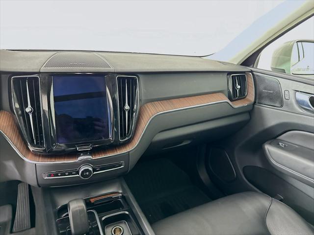 2023 Volvo XC60 - $28,155