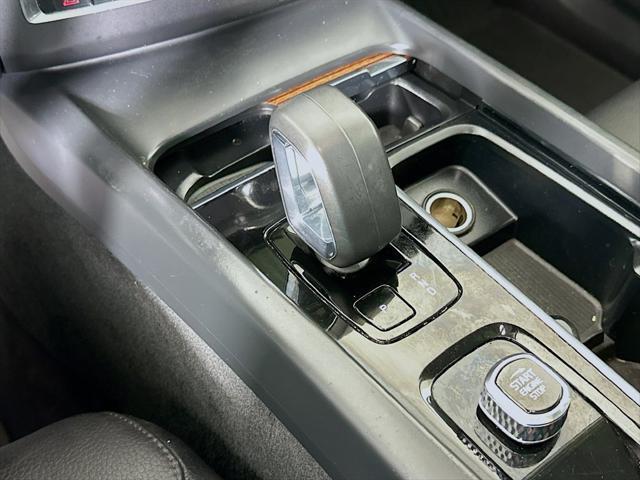 2023 Volvo XC60 - $28,155