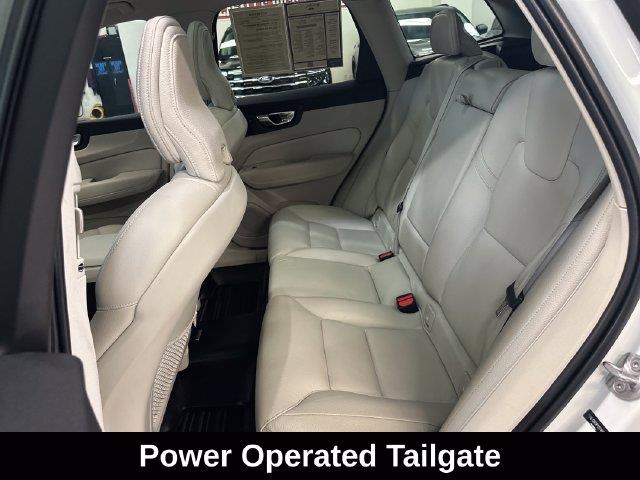 2023 Volvo XC60 - $23,000