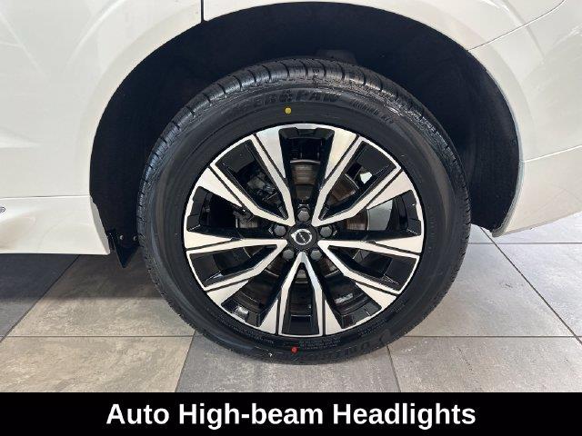2023 Volvo XC60 - $23,000