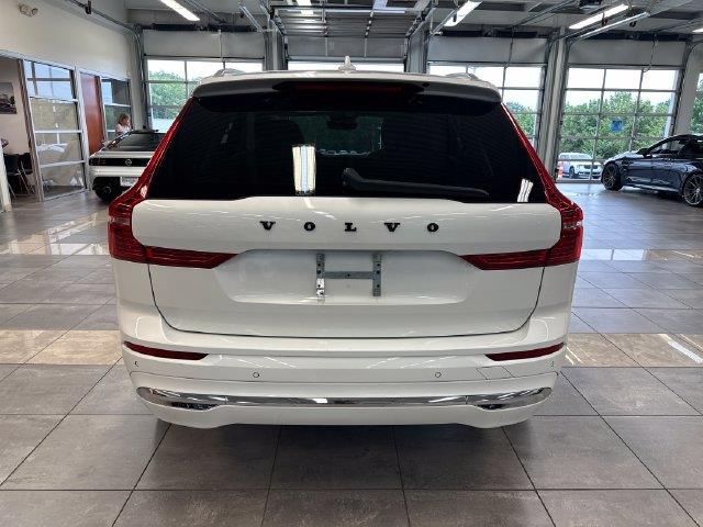 2023 Volvo XC60 - $23,000