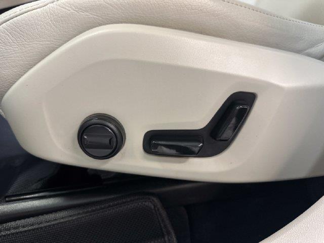 2023 Volvo XC60 - $23,000