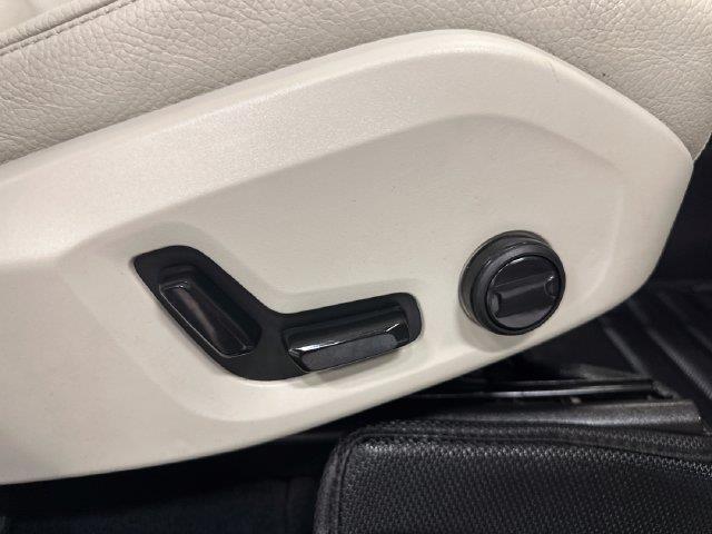 2023 Volvo XC60 - $23,000