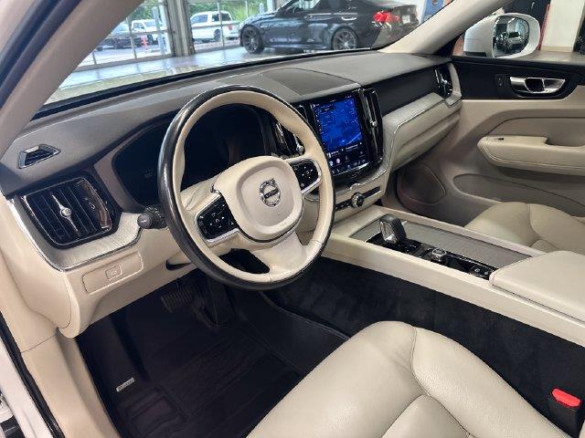 2023 Volvo XC60 - $23,000