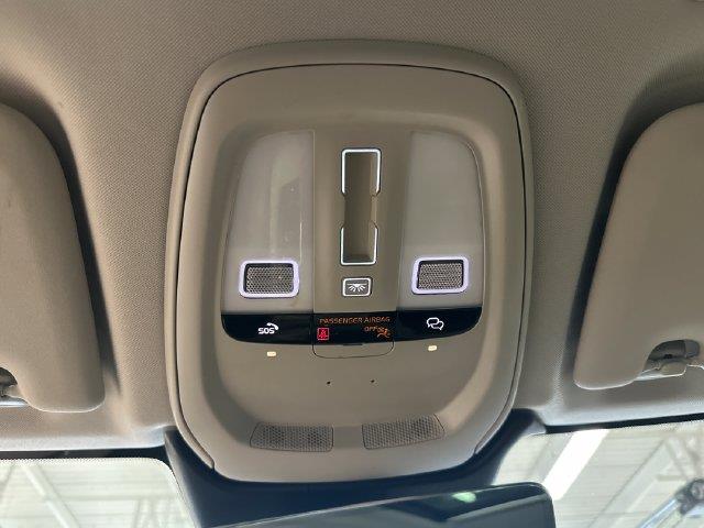 2023 Volvo XC60 - $23,000