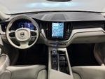 2023 XC60 Thumbnail 13