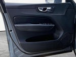 2022 XC60 Thumbnail 23