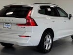2022 XC60 Thumbnail 3