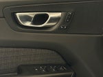 2022 XC60 Thumbnail 13
