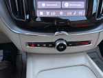 2024 XC60 Thumbnail 18