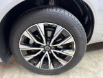 2024 XC60 Thumbnail 27