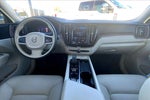 2022 XC60 Thumbnail 15