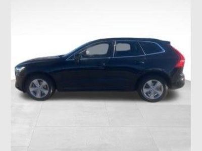 Photo of a 2022 Volvo XC60 AWD B5 Momentum 4DR SUV for sale