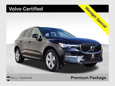Photo of a 2022 Volvo XC60 AWD B5 Momentum 4DR SUV for sale