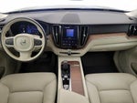 2022 XC60 Thumbnail 9