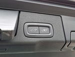 2022 XC60 Thumbnail 31