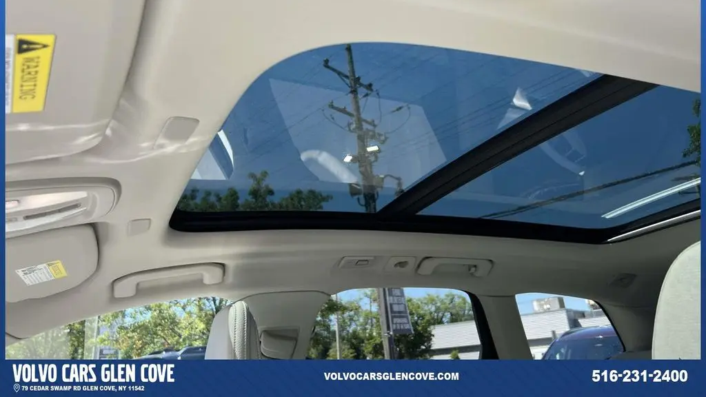 2024 Volvo XC60 B5 Core Dark Theme