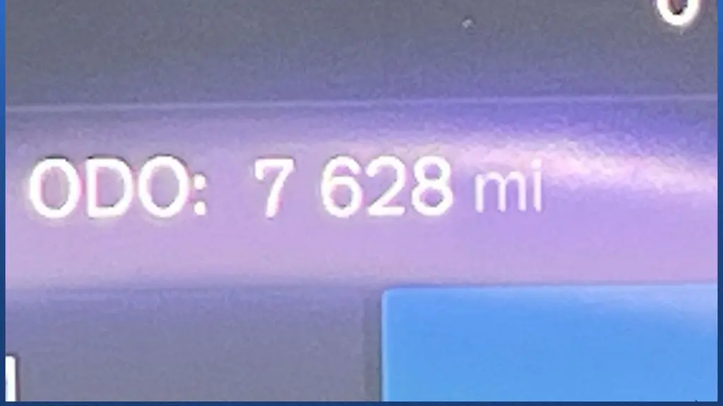 2024 Volvo XC60 B5 Core Dark Theme