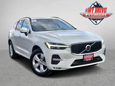 2022 Volvo XC60 AWD B5 Momentum 4DR SUV