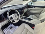 2022 XC60 Thumbnail 18