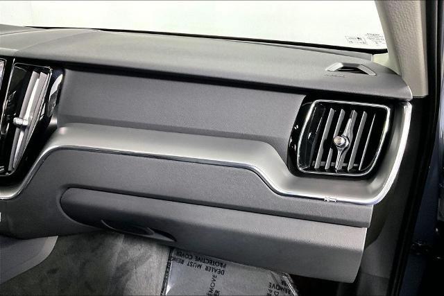 2024 Volvo XC60 - $35,141