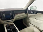 2022 XC60 Thumbnail 35