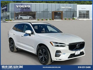 2022 Volvo XC60 with Crystal White Metallic Exterior