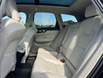 2022 XC60 Thumbnail 11