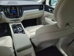 2024 XC60 Thumbnail 16