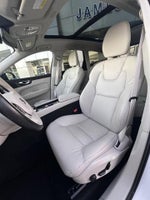 2024 XC60 Thumbnail 9