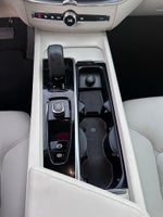 2024 XC60 Thumbnail 19