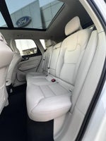 2024 XC60 Thumbnail 22