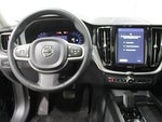 2022 XC60 Thumbnail 2