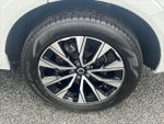2024 XC60 Thumbnail 21