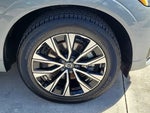 2024 XC60 Thumbnail 15