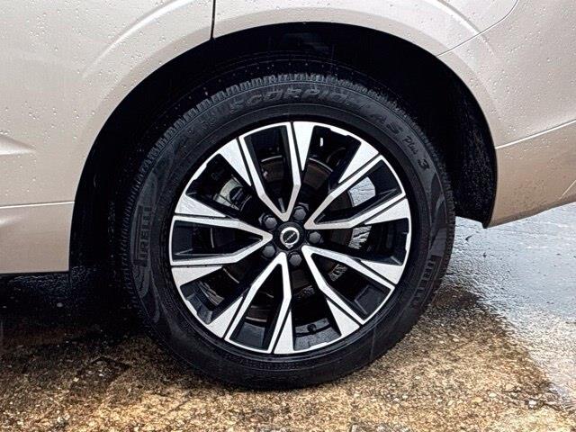 2024 Volvo XC60 - $34,506