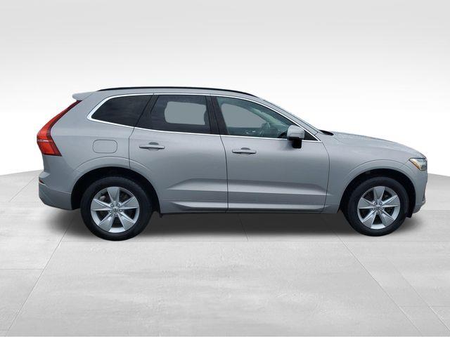 2022 Volvo XC60 - $19,171