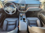2022 XC60 Thumbnail 13