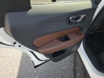2022 XC60 Thumbnail 13