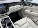 2022 XC60 Thumbnail 29