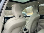 2022 XC60 Thumbnail 31
