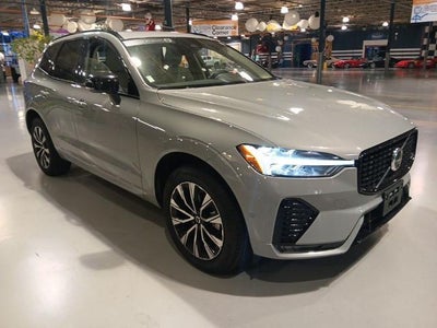 2024 Volvo XC60 AWD B5 Plus Dark Theme 4DR SUV