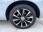 2024 XC60 Thumbnail 22