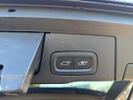 2022 XC60 Thumbnail 22