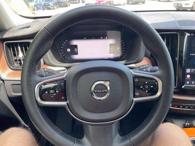 2024 Volvo XC60 - $35,391