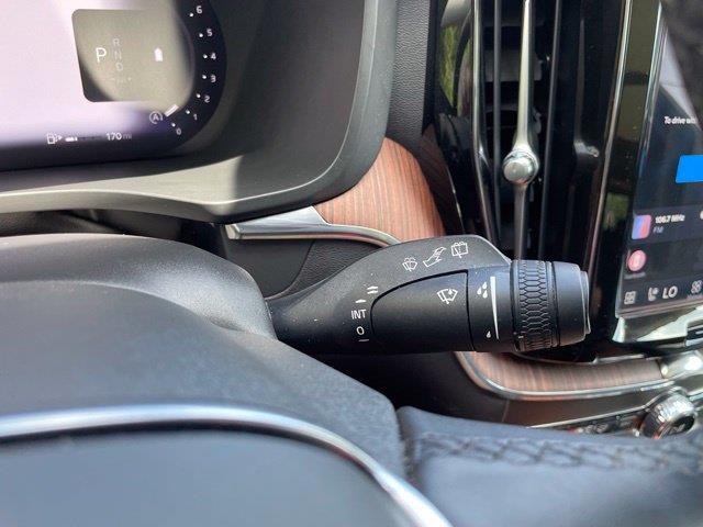 2024 Volvo XC60 - $35,391
