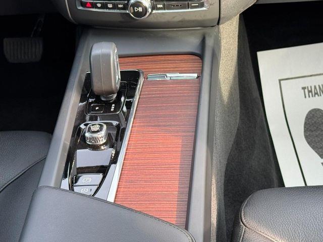 2024 Volvo XC60 - $34,732