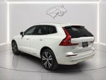 2022 XC60 Thumbnail 3