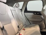 2022 XC60 Thumbnail 15