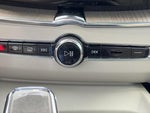 2022 XC60 Thumbnail 28
